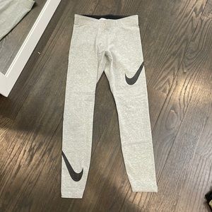 Nike leggings